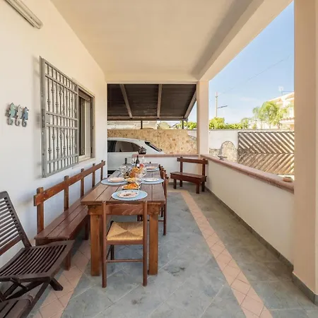 Villa White Private Near The Sea, Wifi *